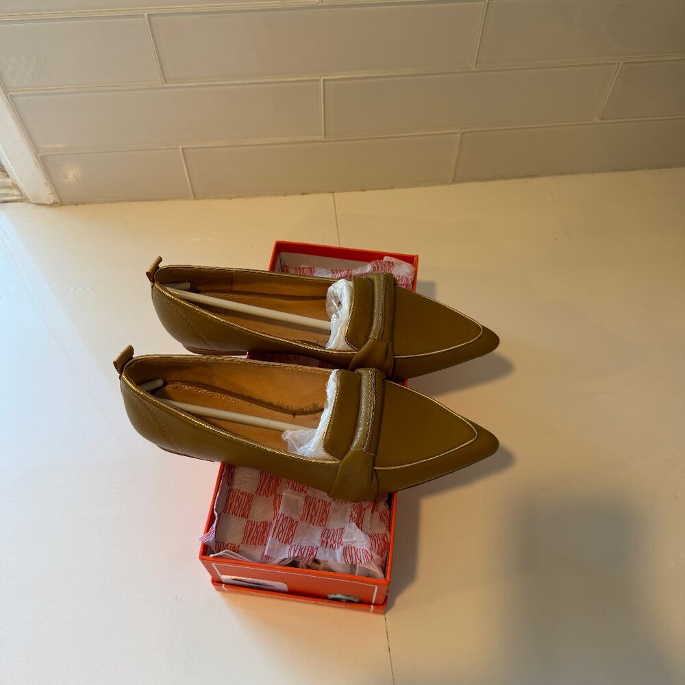 BILL BLASS Women's Flats Mustard Size 8 Leather - Picture 6 of 10